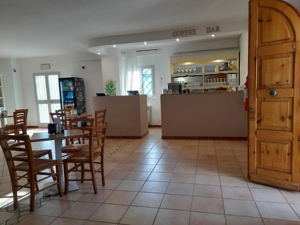 Agriturismo Palas De Serra Country Resort Onifai Italy