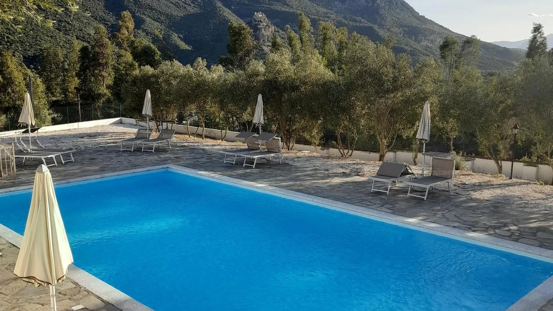 Agriturismo Palas De Serra Country Resort Onifai
