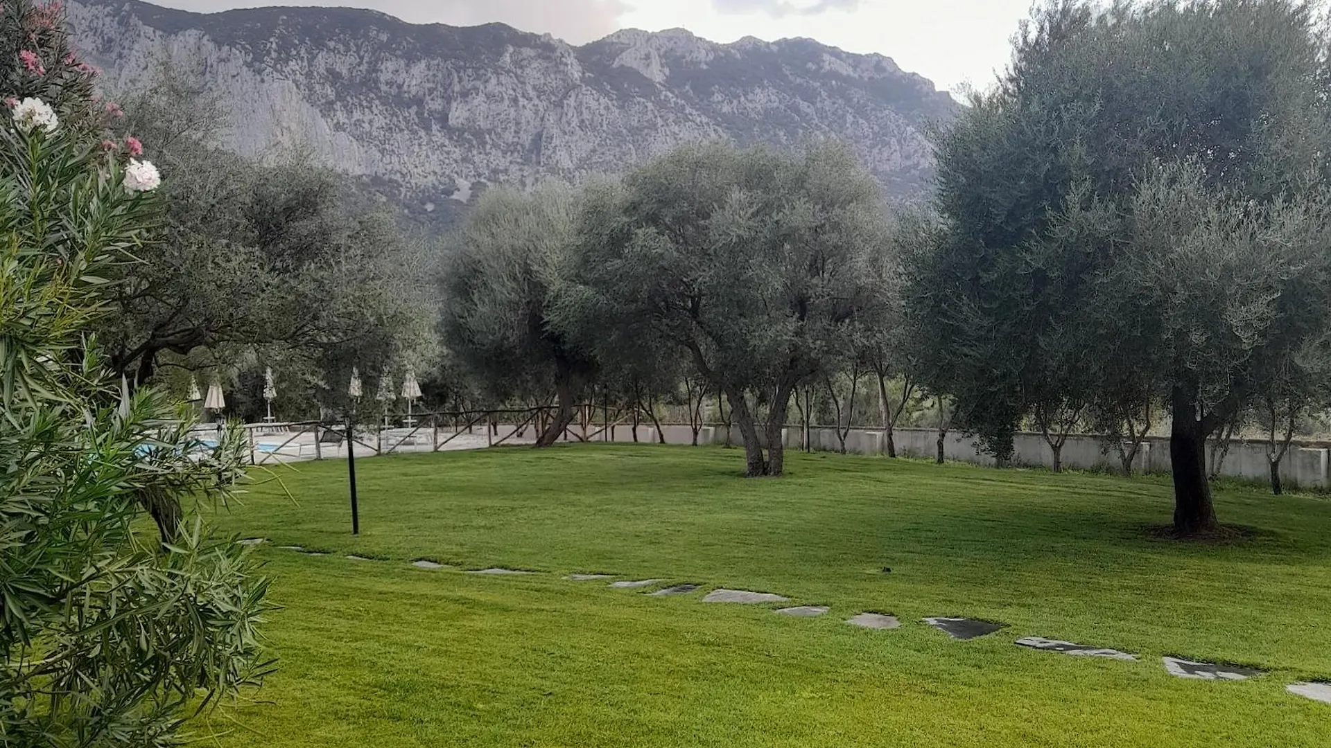 Farm stay Agriturismo Palas De Serra Country Resort Onifai